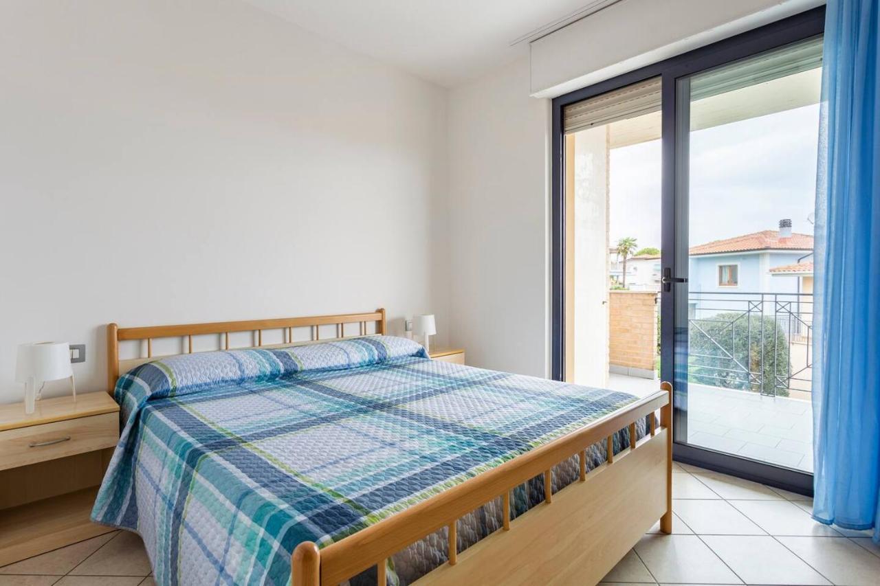 Alloggio Vista Mare - Parcheggio Gratis Pineto Exterior foto
