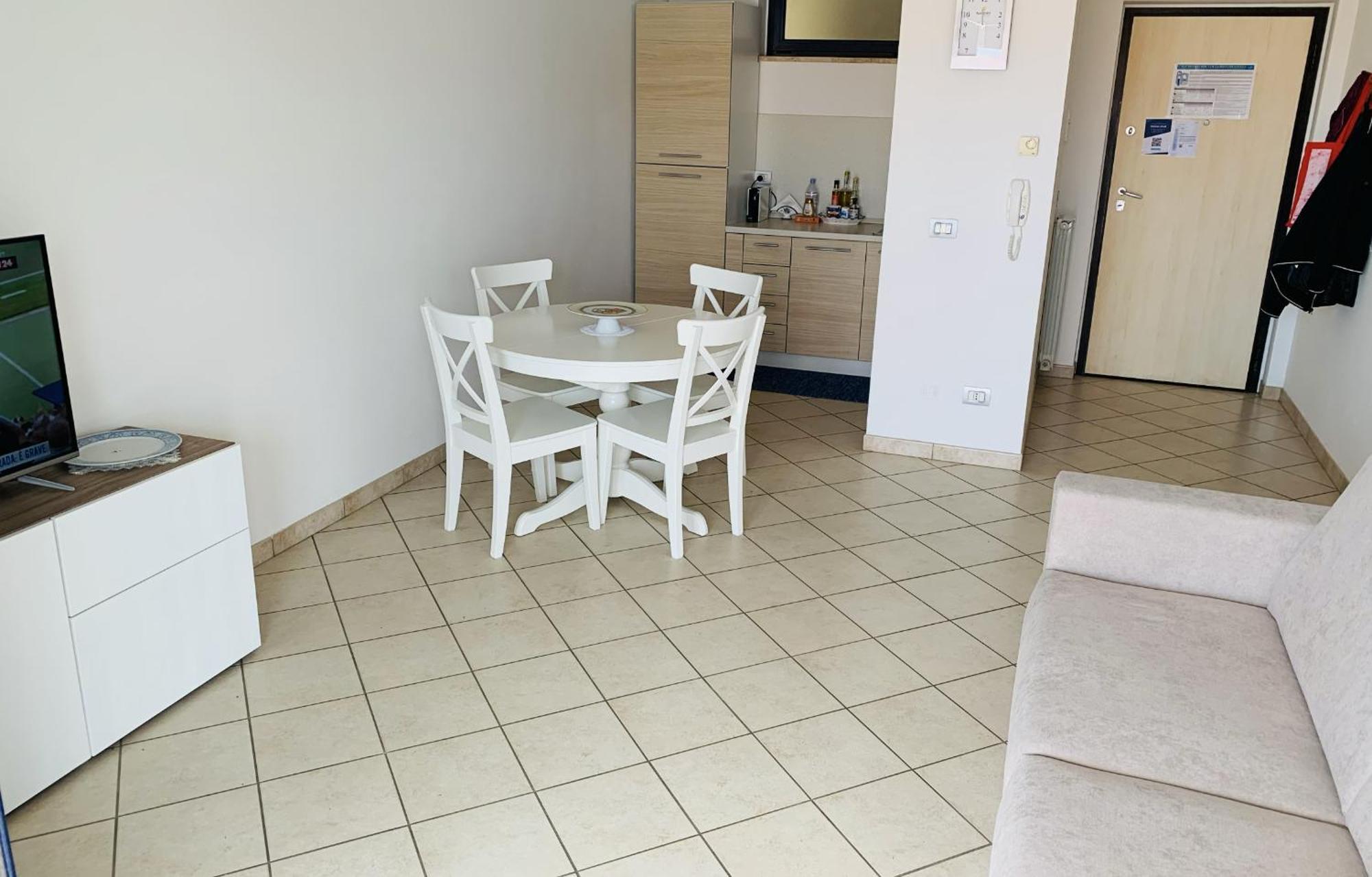 Alloggio Vista Mare - Parcheggio Gratis Pineto Exterior foto